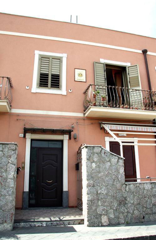 B&B Baia Delle Sirene Giardini Naxos Exterior photo